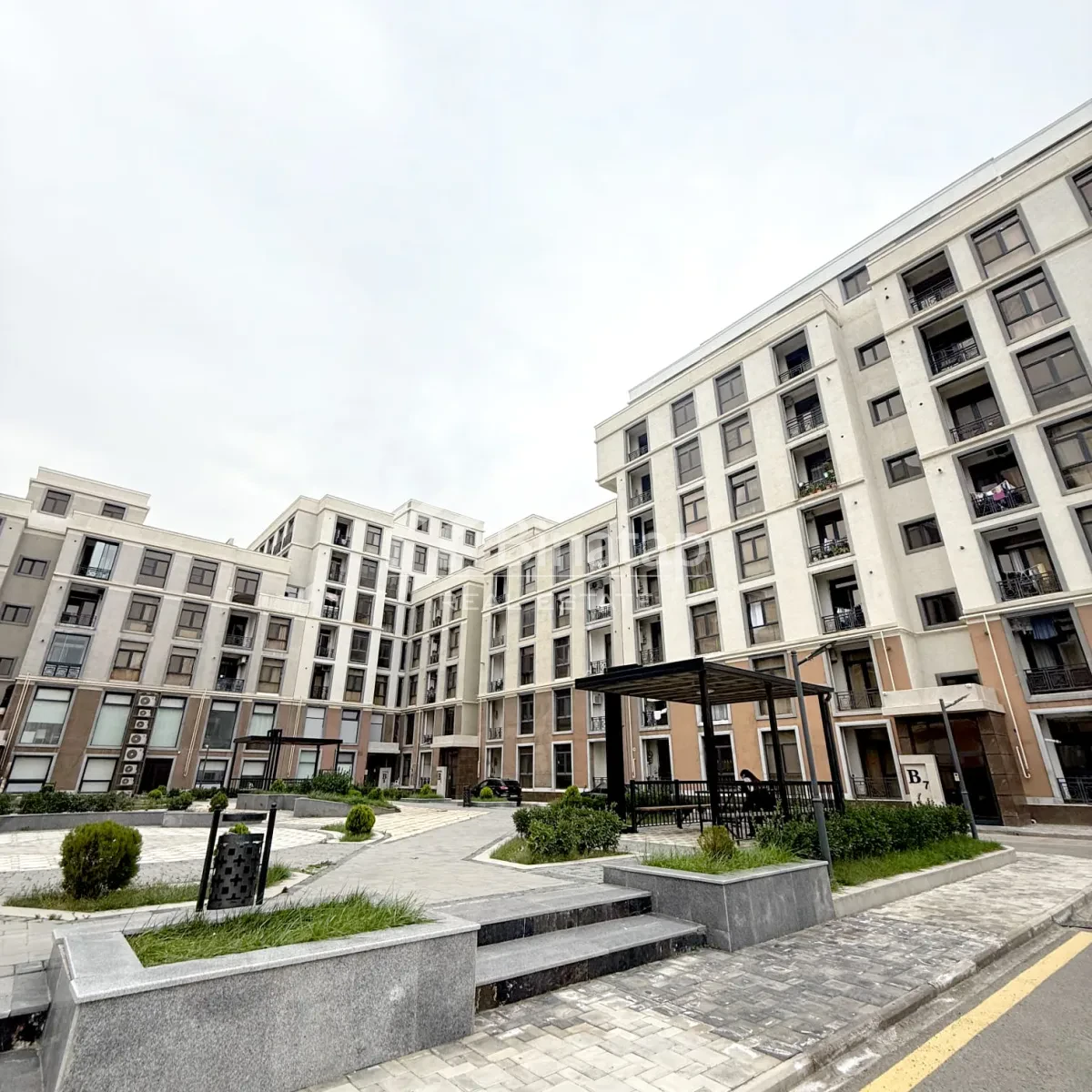 Satılır 4 otaqlı yeni tikili 143 m², Nəsimi rayonu — Rza — Apartment