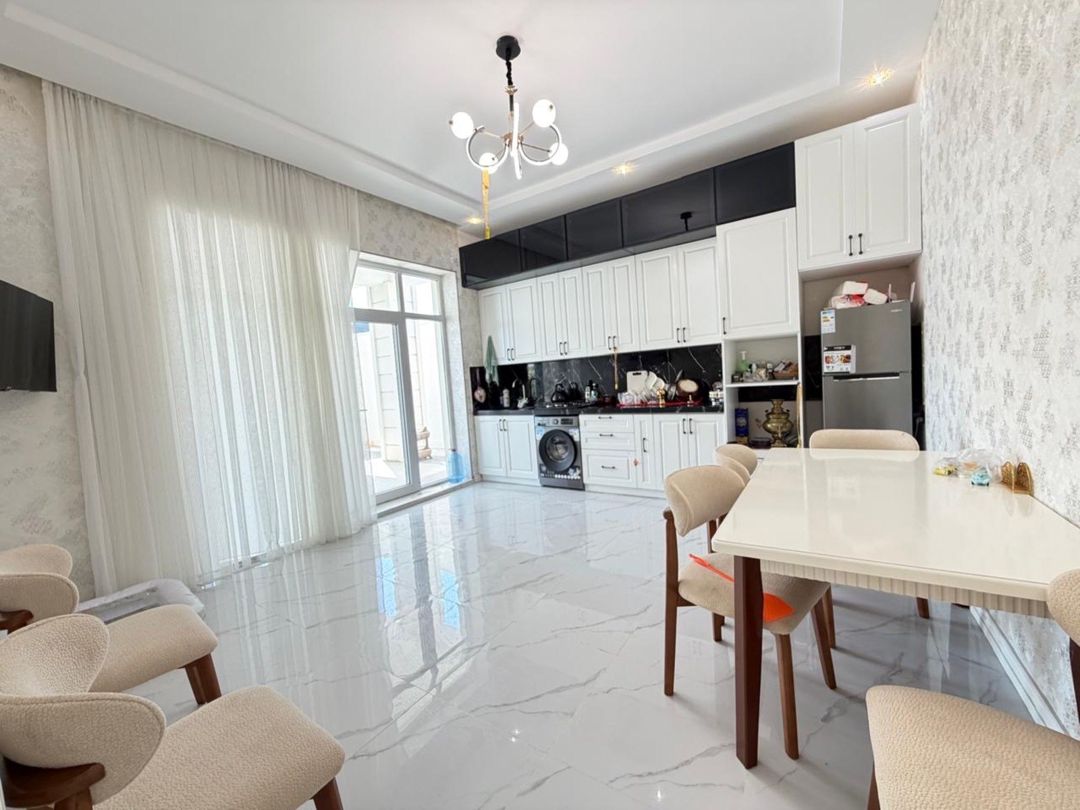 İcarəyə verilir 4 otaqlı həyət evi/bağ evi 350 m² — Ev, villa, Bakı (11)