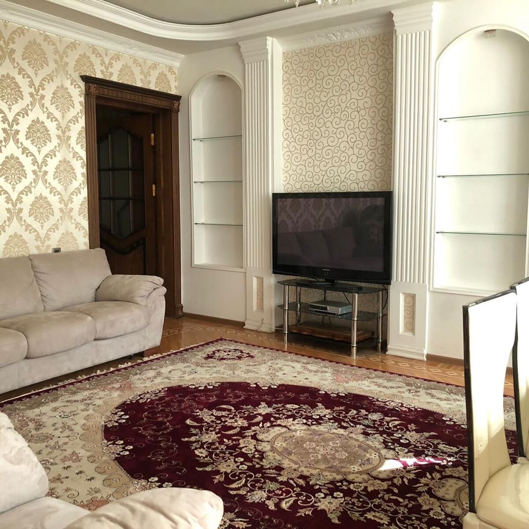Həyət evi, N.Nərimanov küç — Ev, villa, Gəncə (9)