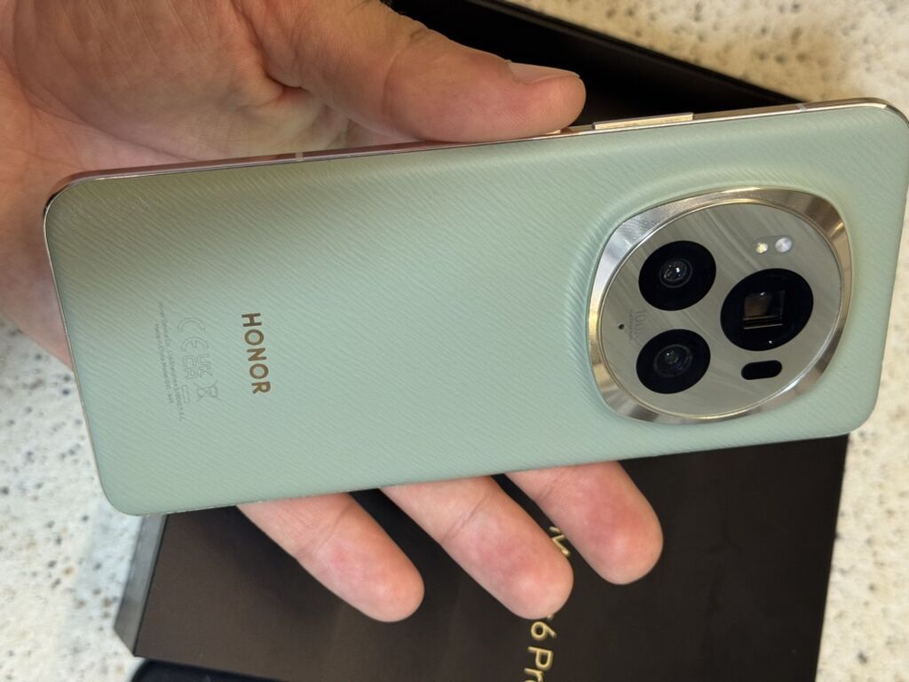 Honor Magic 6 Pro, rəng - Yaşıl — Honor, Digah (4)
