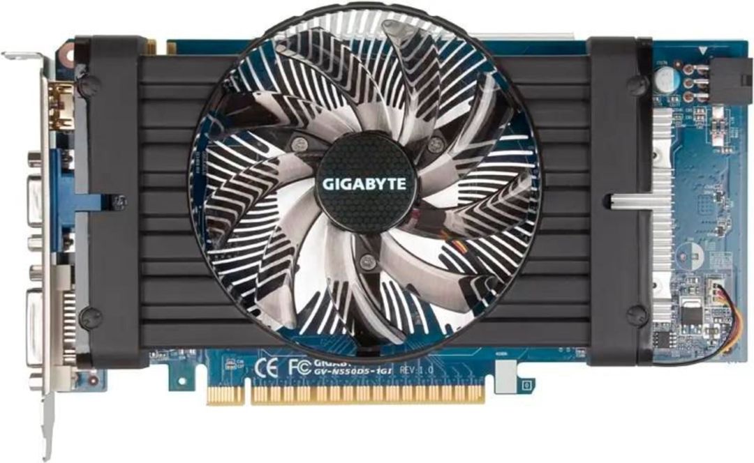 Video kart Gtx 550ti 1GB — Kompüterlər və noutbuklar, Bakı (2)