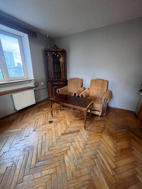 2-otaqlı mənzil kirayə verilir, E. Akademiyası m., 43 m² — Bakı