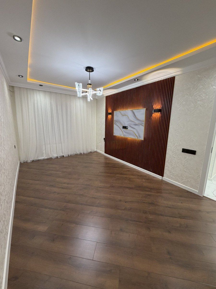 Satılır 2 otaqlı köhnə tikili 60 m² — Mənzil, Bakı (3)