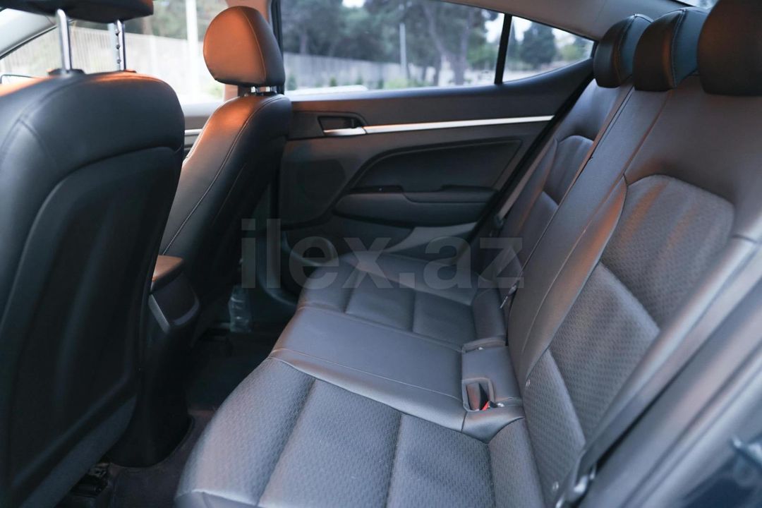 2019 Hyundai Avante, 1.6 L, 2019, 191,000 km — Avtomobillər, Bakı (7)