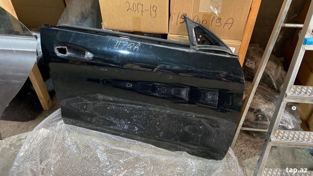"Mercedes W117" arxa qapısı — Ehtiyat hissələri və aksesuarlar, Bakı (8)