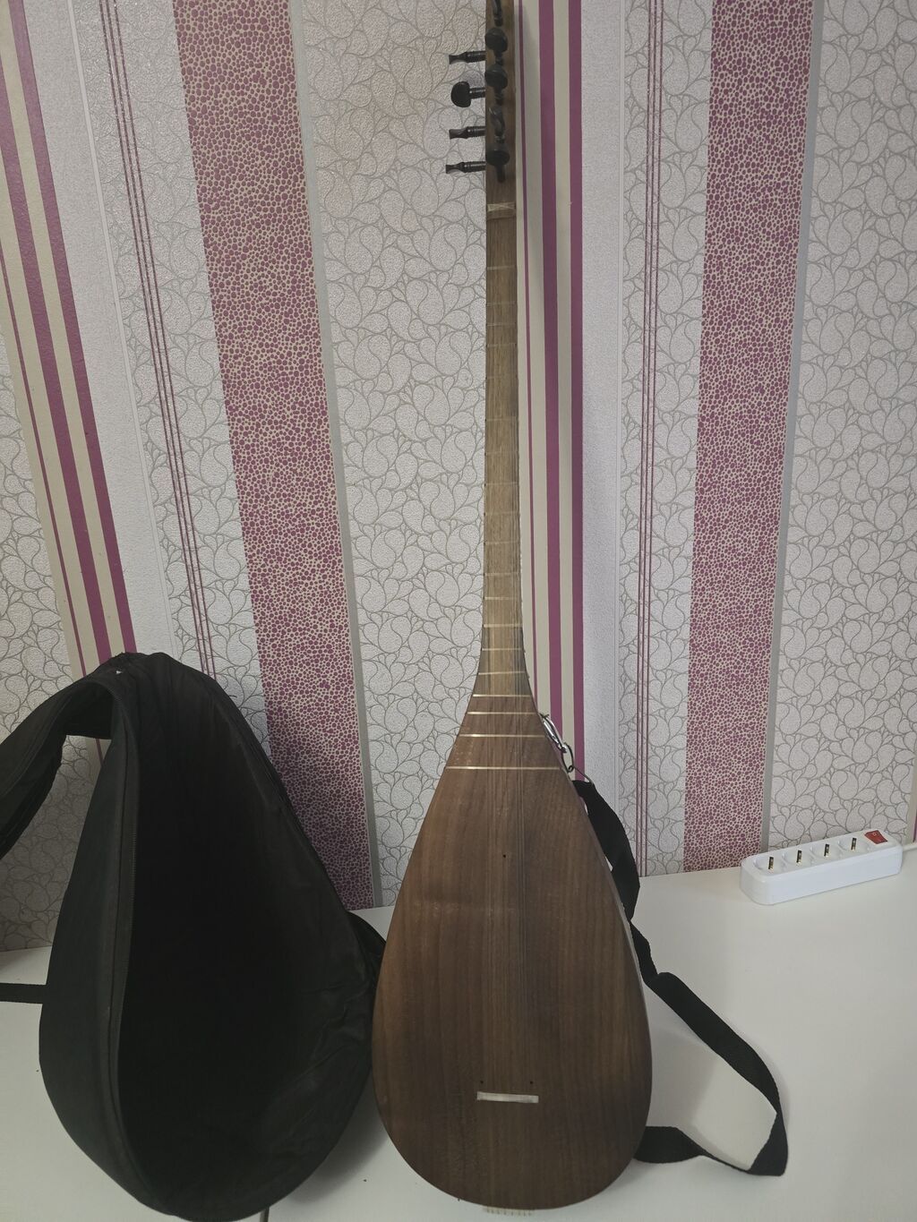 Saz satılır – çox yaxşı vəziyyətdə Keyfiyyətli tut və qoz ağacından — Gitarlar və digər simli alətlər, Digah (2)