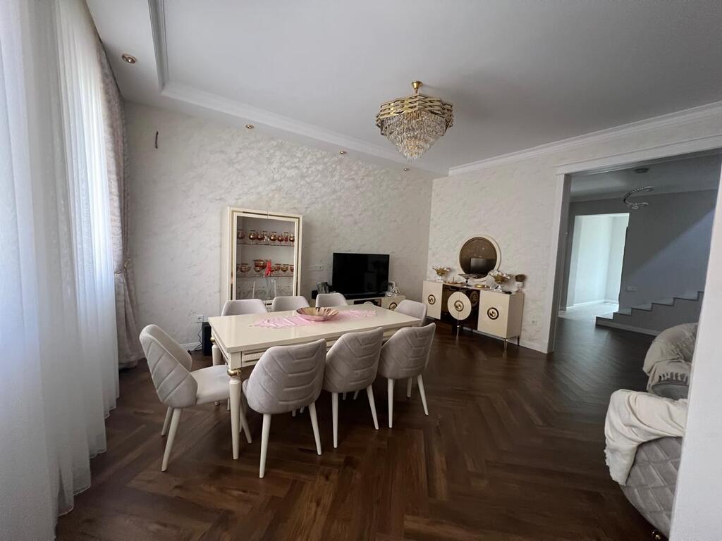 Satılır 4 otaqlı həyət evi/bağ evi 280 m² — Ev, villa, Bakı (2)