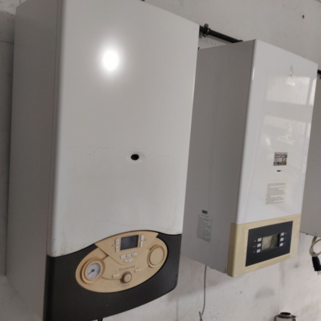 Kombi Ariston 24 kw 2 esenjor zemanetle İtalya istehsalı — Kombilər, Bakı