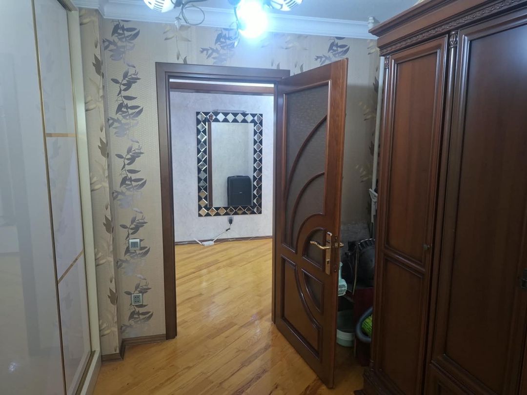 Satılır 5 otaqlı köhnə tikili 100 m² — Mənzil, Bakı (12)