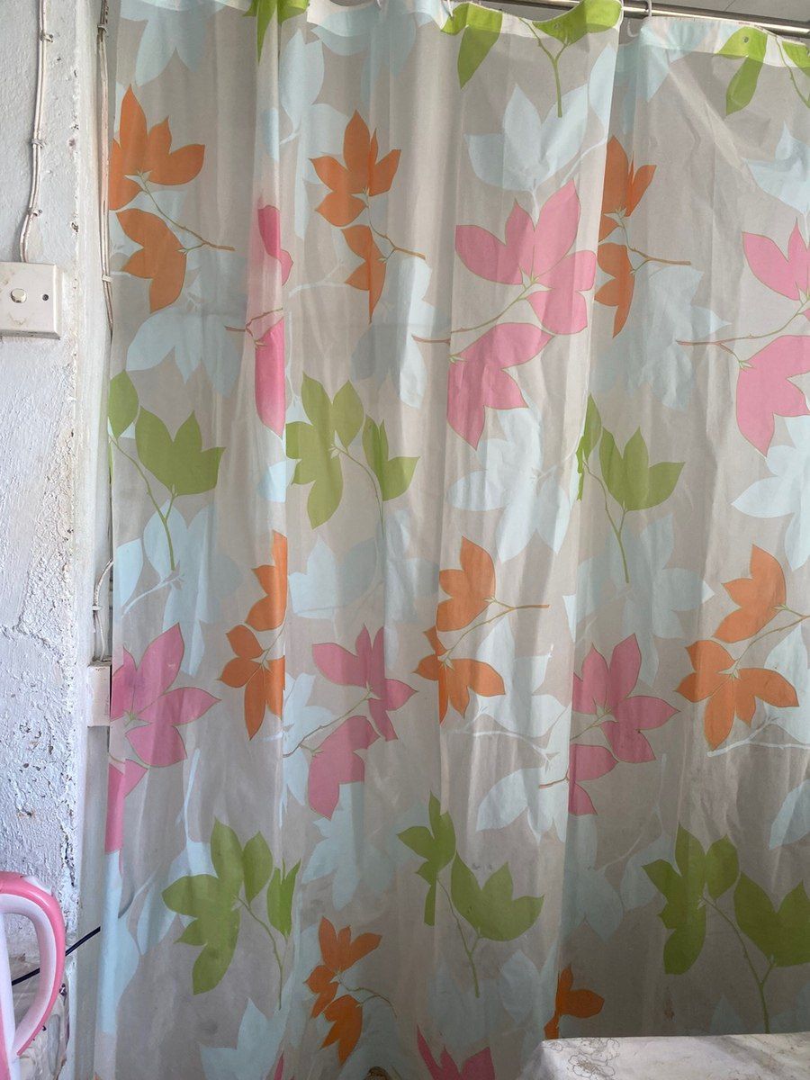 Hamam üçün pərdə (asılqanlı) — Məişət malları, Bakı (3)