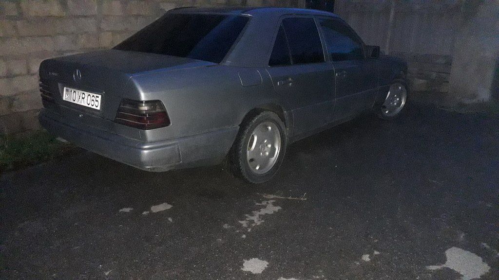 Mercedes 300 D, 3.0 L, 1987 il, 500 000 km 10-XR-065 — Avtomobillər, Bakı (2)