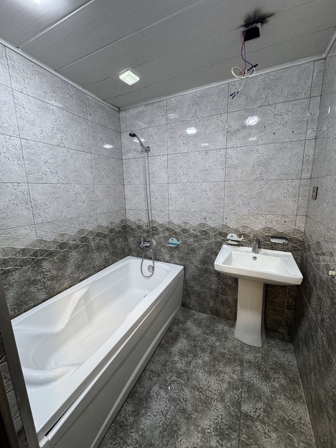 İcarəyə verilir 2 otaqlı köhnə tikili 74 m² — Mənzil, Bakı (12)