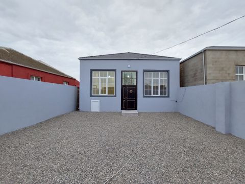 Həyət evi, Binə qəs — Bakı