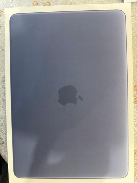 Apple Macbook — Bakı