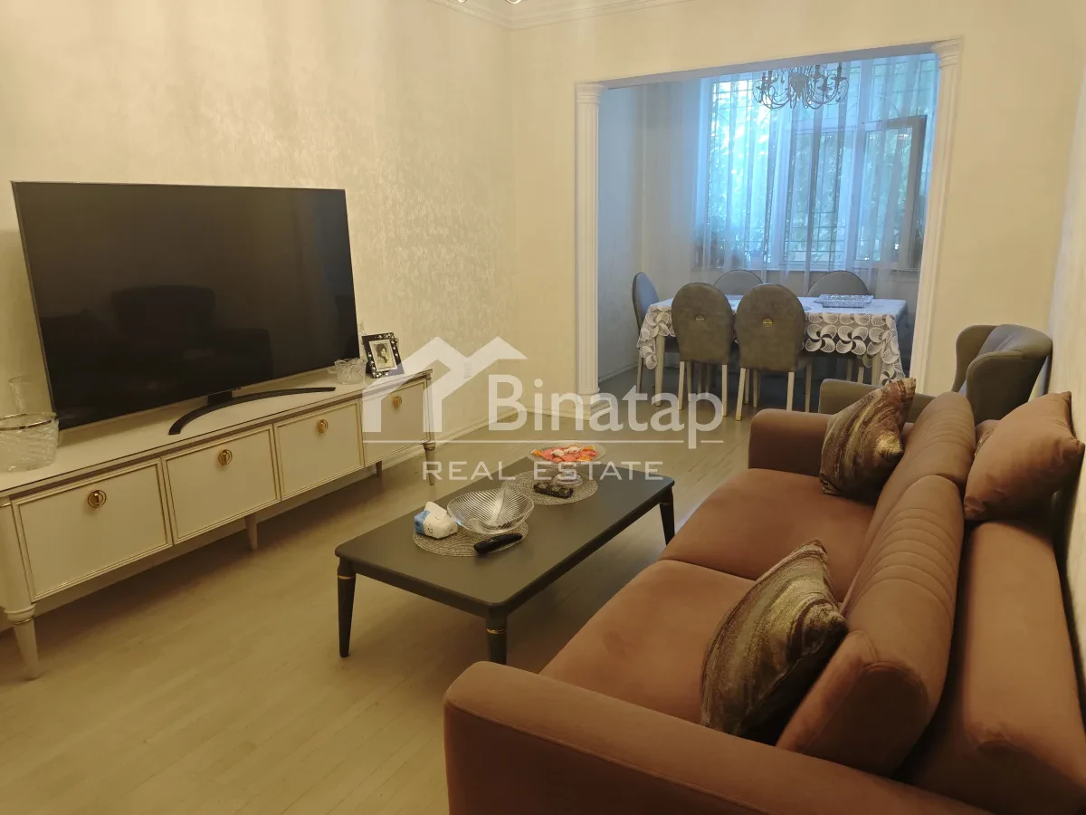 Satılır 3 otaqlı köhnə tikili 70 m², Elmlər Akademiyası metrosu, Yasamal rayonu — 280 000 ₼ · Bakı · Mənzil Satılır 3 otaqlı köhnə tikili 70 m², Elmlər Akademiyası metrosu, Yasamal rayonu — Bakı
