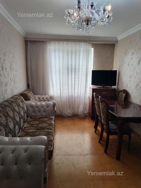 Kirayə 2 otaqlı Bina evi menzil (Köhnə tikili), 50 m², 10-cu mikrorayon — Sumqayıt