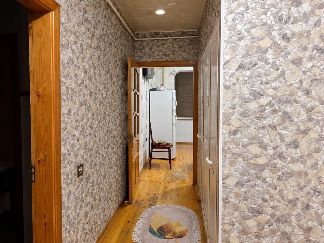 Satılır 2 otaqlı köhnə tikili 66 m² — Mənzil, Bakı (5)
