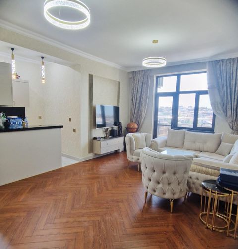 3 otaqlı studiya, 103 m², Mikayıl Müşfiq küçəsi — Bakı