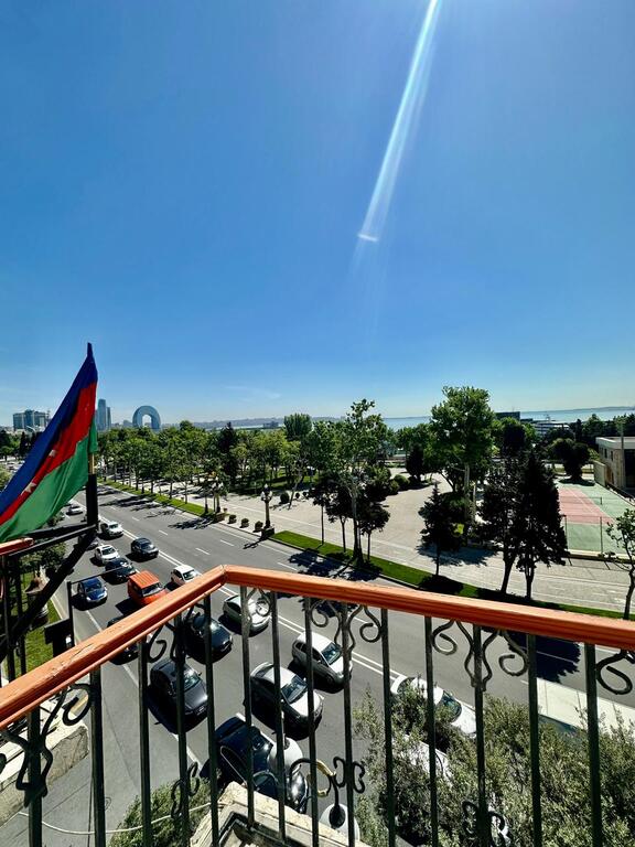 İcarəyə verilir 2 otaqlı köhnə tikili 105 m² — Mənzil, Bakı (11)