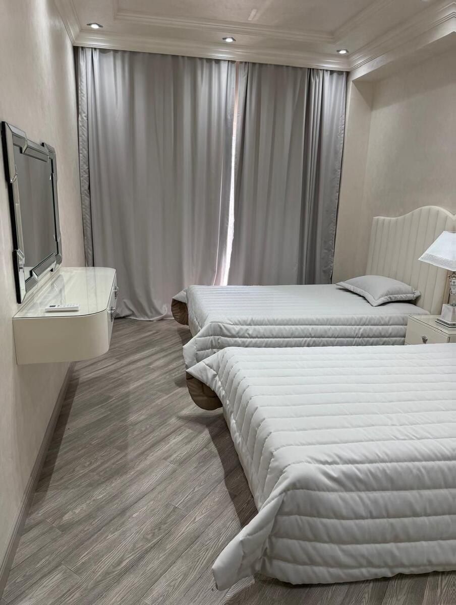 İcarəyə verilir 3 otaqlı yeni tikili 140 m² — Mənzil, Bakı (8)