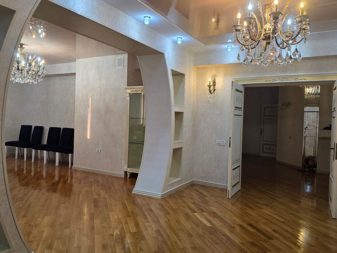 İcarəyə verilir 4 otaqlı yeni tikili 210 m² — Mənzil, Bakı (3)