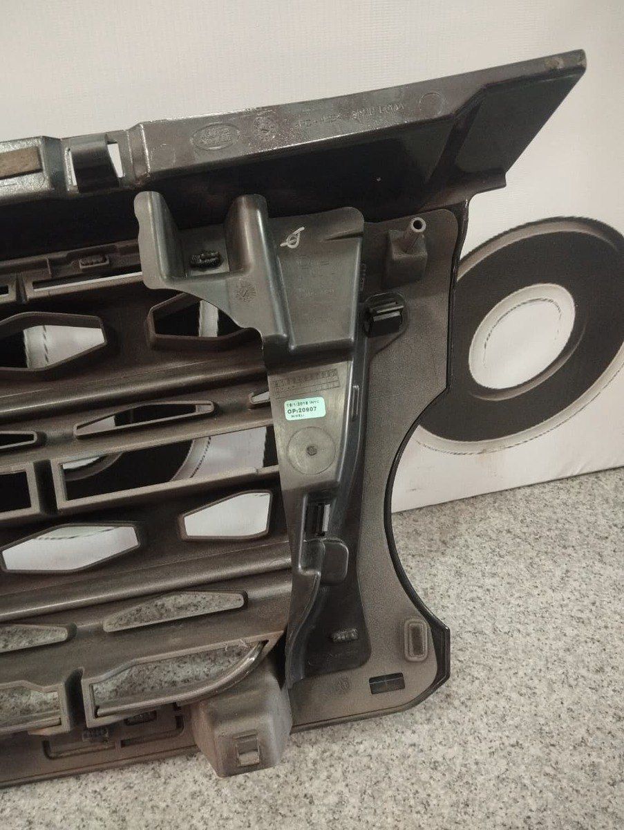 Land Rover Discovery 4 (2014-2016) radiator barmaqlığı — Ehtiyat hissələri və aksesuarlar, Bakı (6)