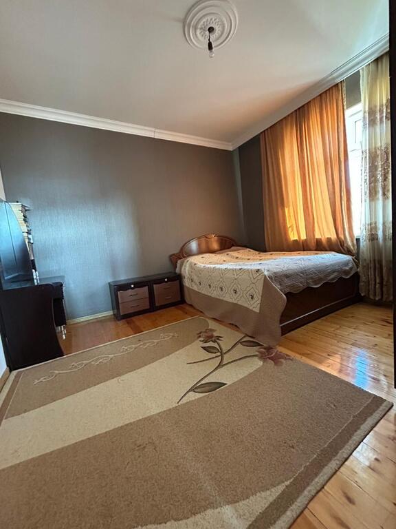 Satılır 4 otaqlı həyət evi/bağ evi 180 m² — Ev, villa, Bakı (10)