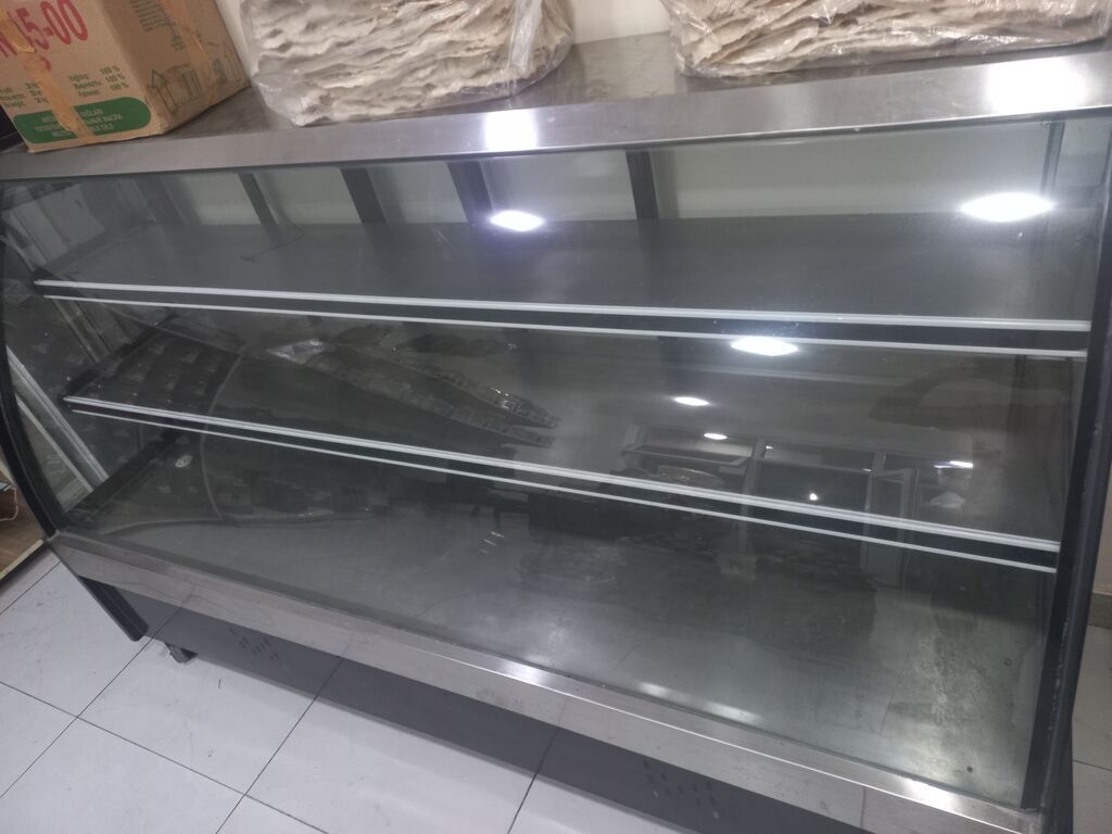Şüşə vitrin soyuducu – mağaza, kafe, restoran və şirniyyat evləri üçün — Soyuq vitrini, Bakı
