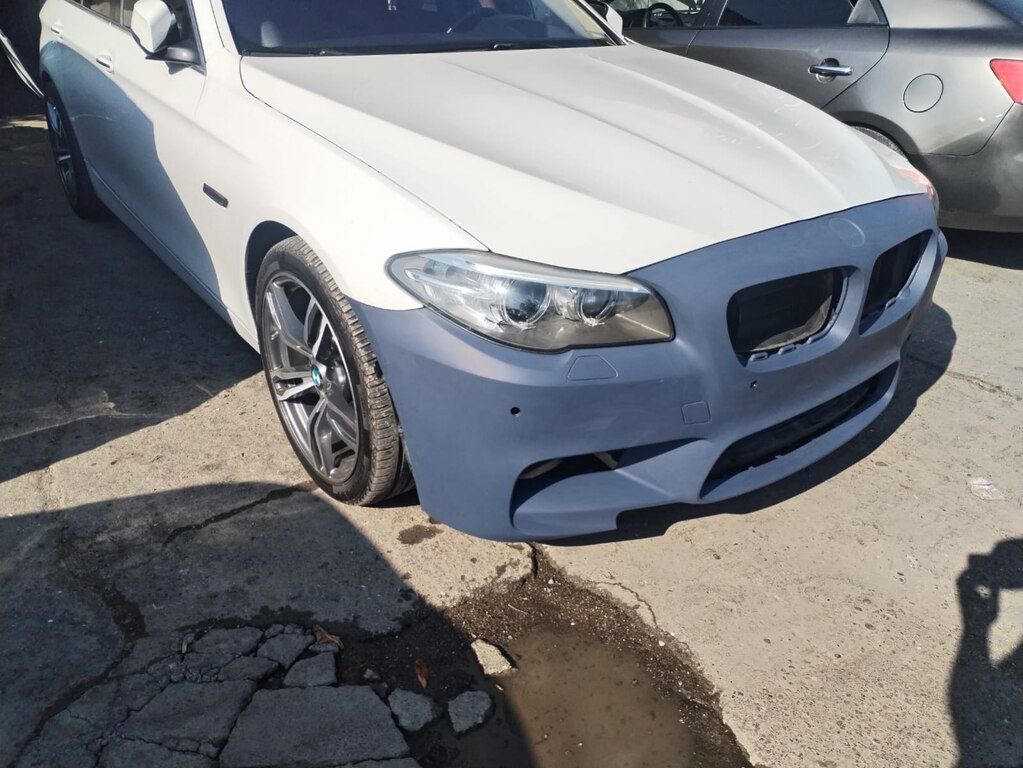 "BMW F10" ön bamperi — Ehtiyat hissələri və aksesuarlar, Bakı (3)