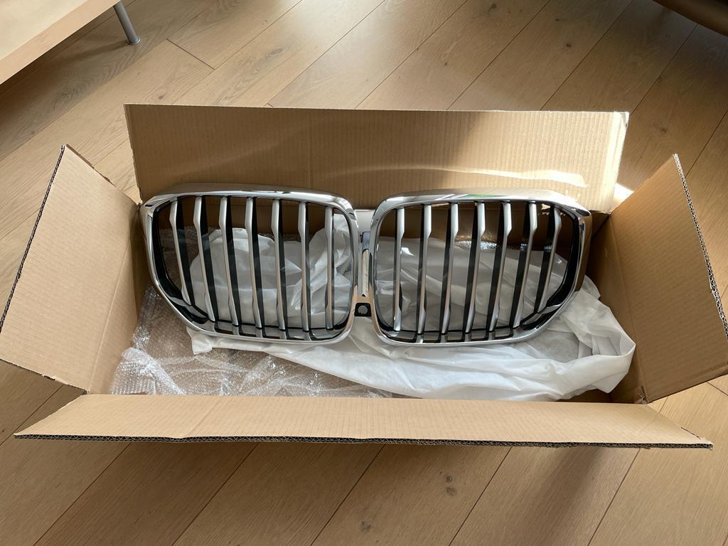 "BMW X5 G05" radiator barmaqlığı — Ehtiyat hissələri və aksesuarlar, Bakı (2)