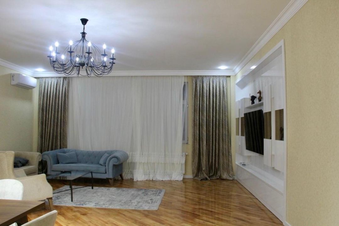 İcarəyə verilir 4 otaqlı yeni tikili 210 m² — Mənzil, Bakı (6)