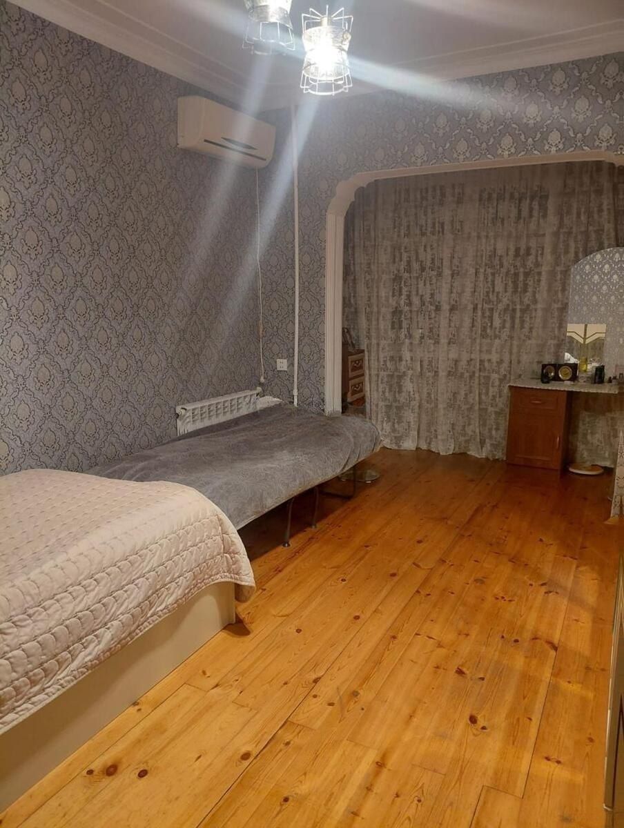 Satılır 2 otaqlı köhnə tikili 65 m² — Mənzil, Bakı (6)