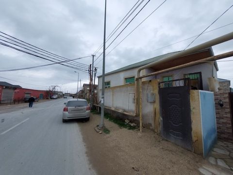 Həyət evi, Binə qəs — Bakı