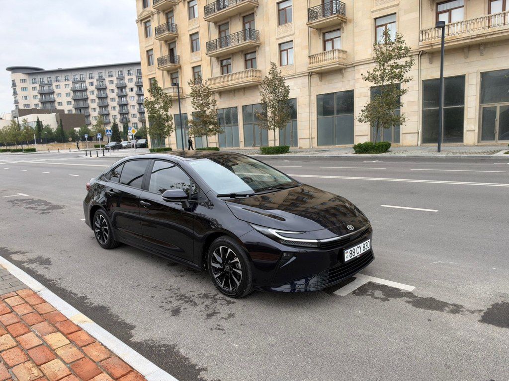 Toyota Corolla, 1.8 L, 0.85 kWh, 2026 il, 5 300 km 88-CY-830 — Avtomobillər, Bakı (3)