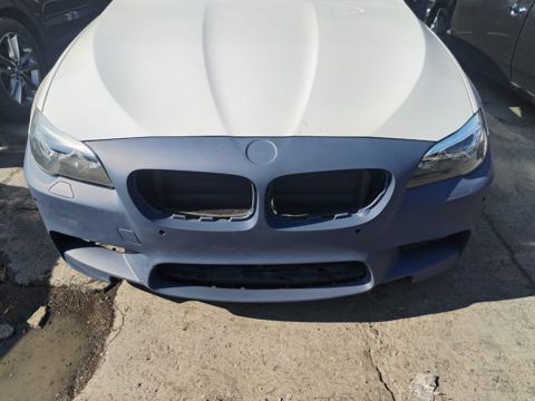 "BMW F10" ön bamperi — Bakı