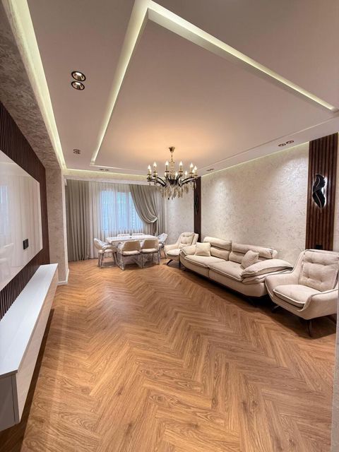 Satılır 3 otaqlı yeni tikili 88 m² — Bakı