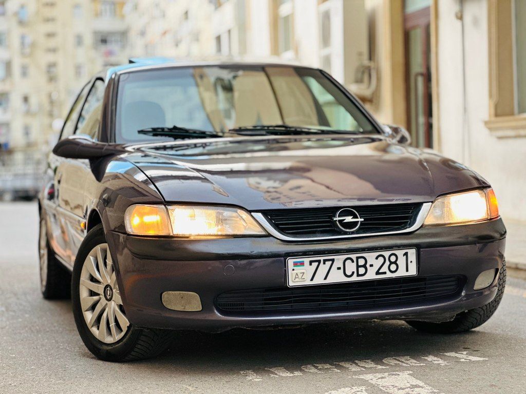 Opel Vectra, 1.8 L, 1996 il, 245 000 km 77-CB-281 — Avtomobillər, Sumqayıt (3)