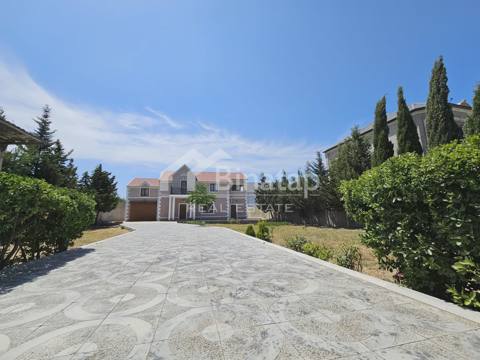 Satılır 7 otaqlı həyət evi / bağ evi 218 m², Pirşağı qəsəbəsi, Sabunçu rayonu — Elnur — Uy, villa