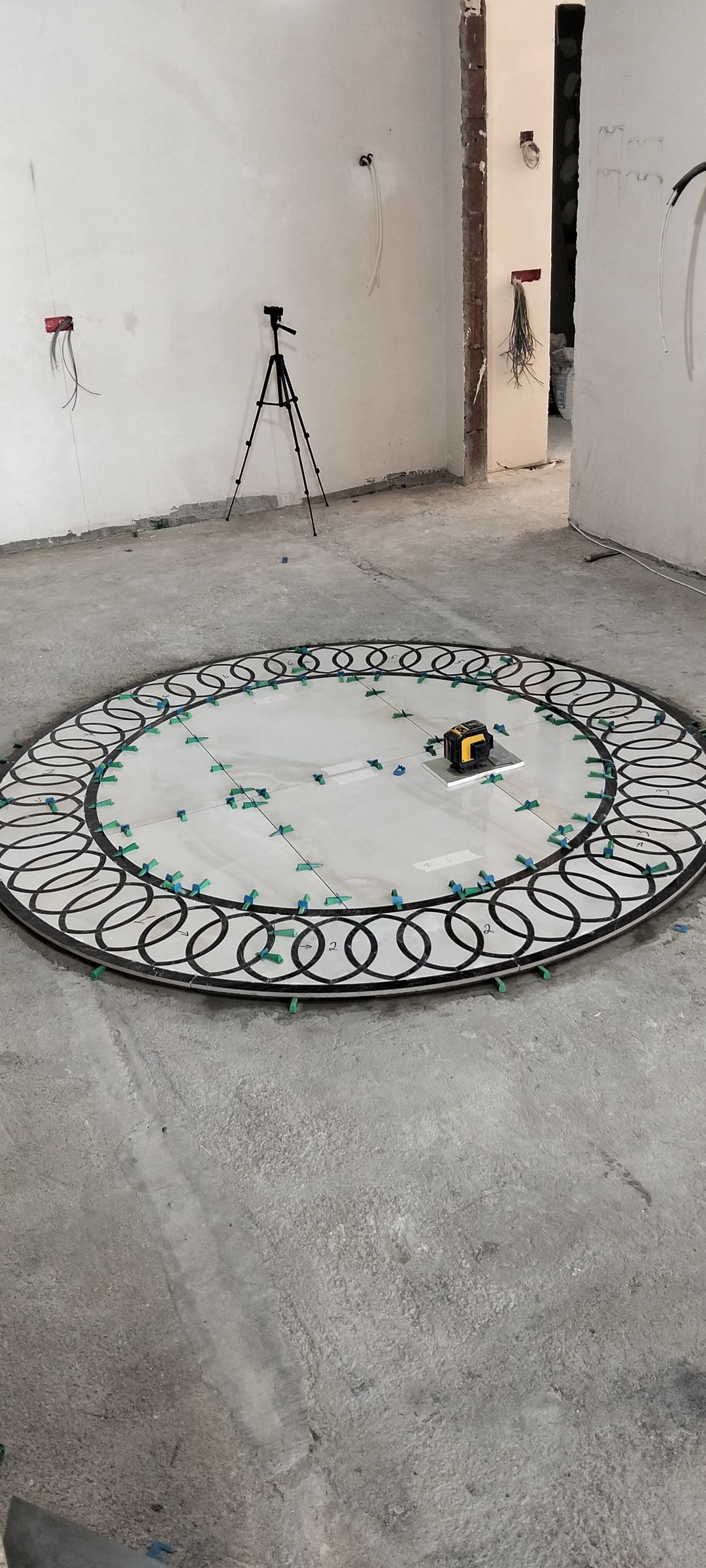 Keromaqranit — Nizami Yaqubov — Plitə işləri, Abşeron (4)