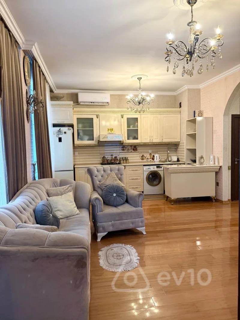 3 otaqlı mənzil, 70 m², X. Natavan küçəsi — Mənzil, Bakı (2)