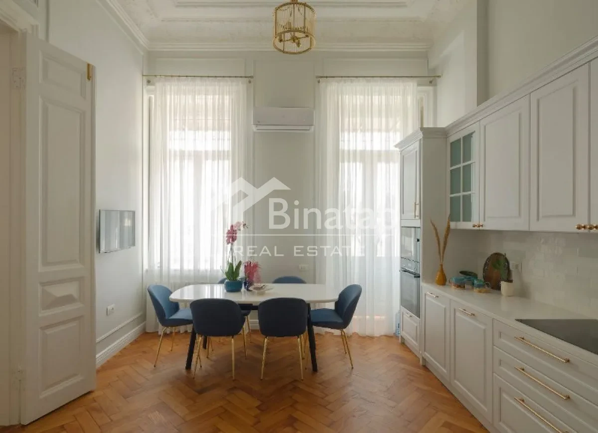 Satılır 3 otaqlı köhnə tikili 108 m², Sahil metrosu, Nəsimi rayonu — Mənzil, Bakı (4)