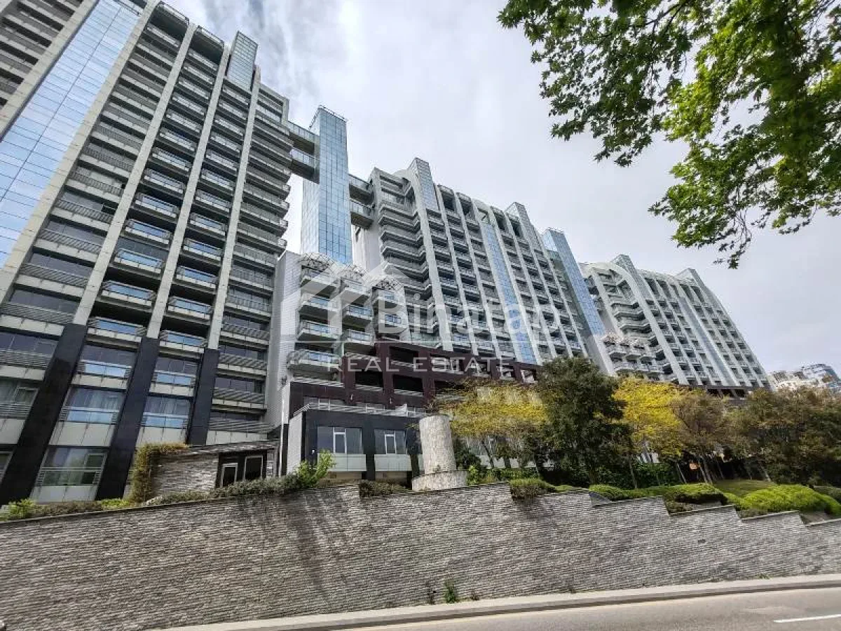 Satılır 3 otaqlı yeni tikili 251 m², İçərişəhər metrosu, Səbail rayonu — 999 000 ₼ · Bakı · Mənzil Satılır 3 otaqlı yeni tikili 251 m², İçərişəhər metrosu, Səbail rayonu — Bakı