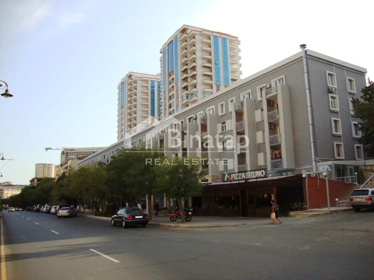 Satılır 1 otaqlı köhnə tikili 35 m², Nizami metrosu, Yasamal rayonu — Bakı