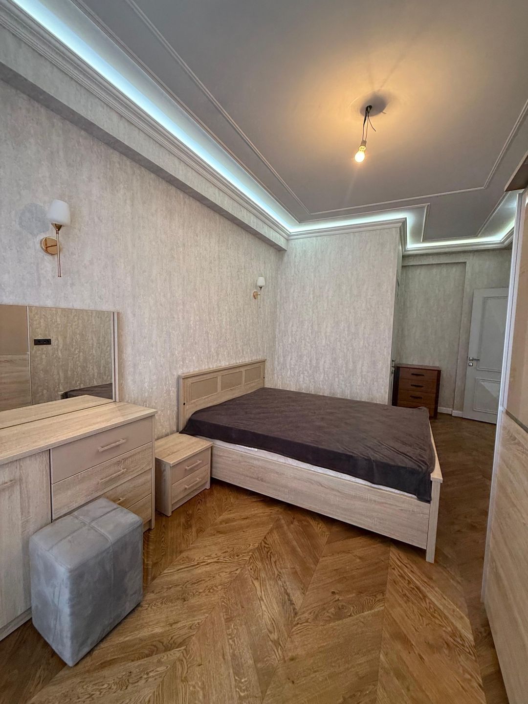 3 otaqlı mənzil, 120 m², Səfərəliyeva küç., 43D (Bina 9) (Baku Galaxy Park) — kirayə — Mənzil, Bakı (9)