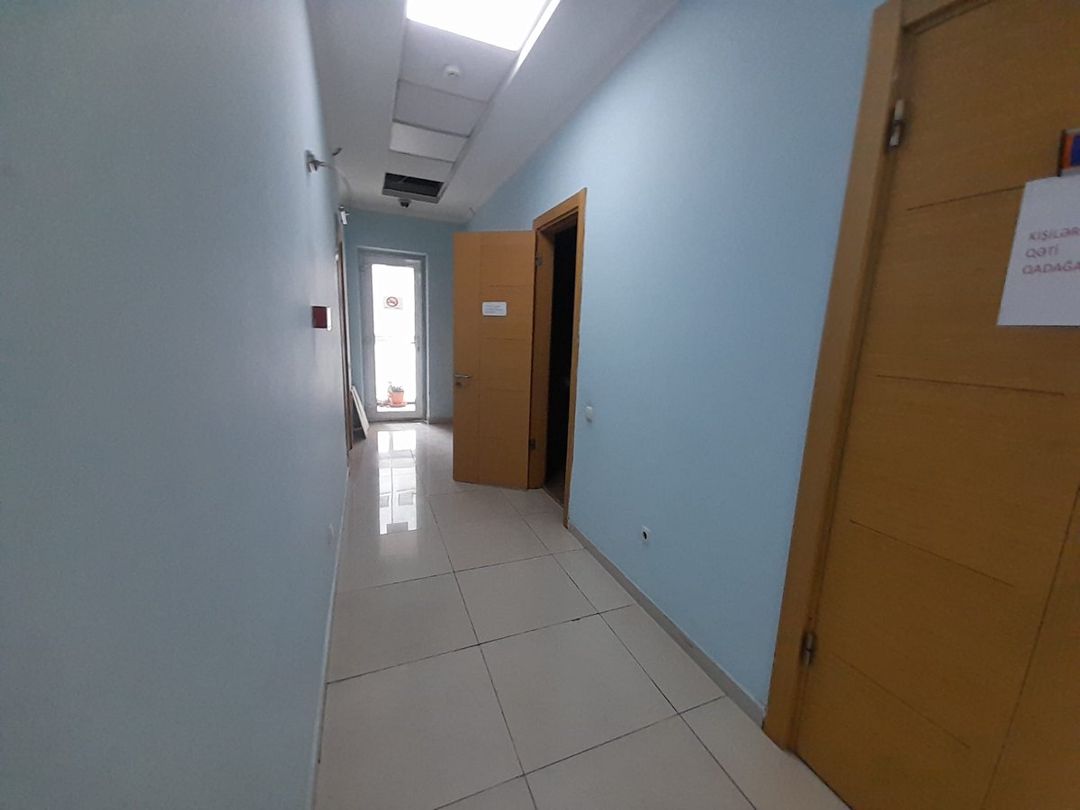 Ofis icarəyə verilir, 300 m², Tbilisi pr., Bakı — Ofis, Bakı (9)