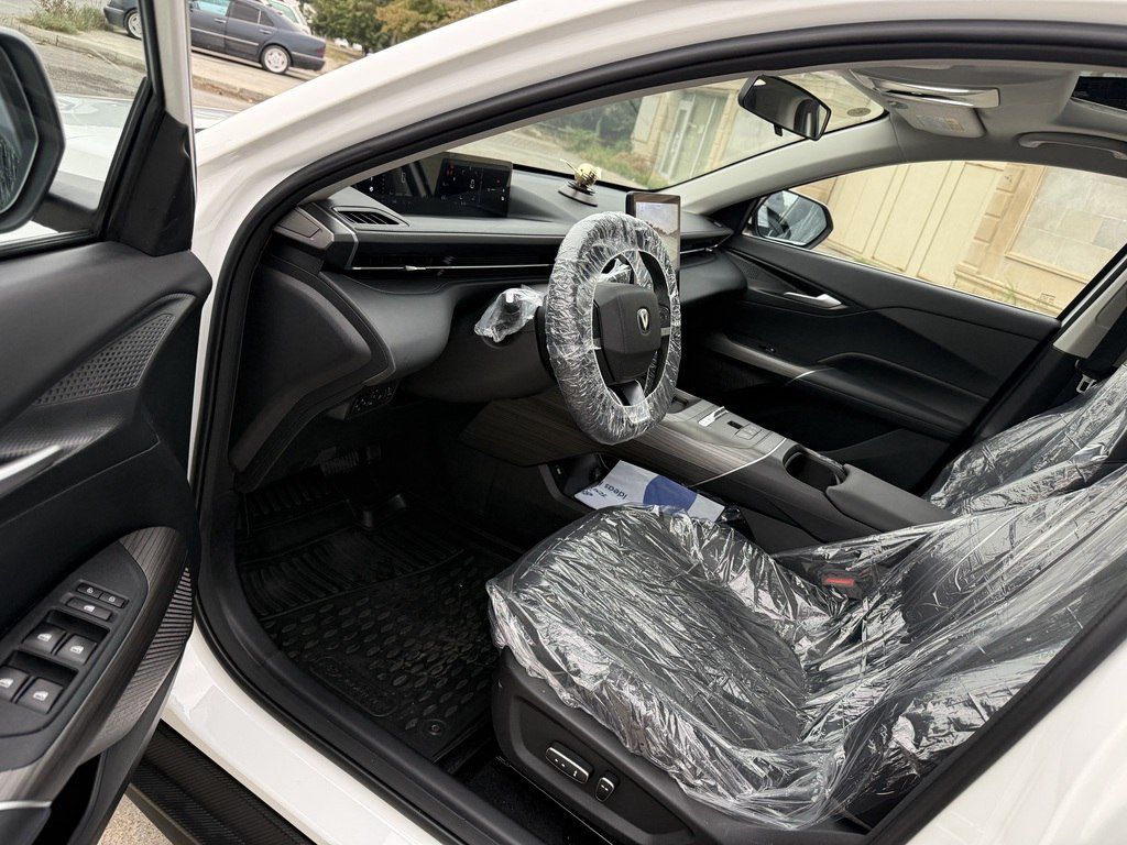 Changan Eado, 1.5 L, 18.4 kWh, 2025 il, 9 100 km — Avtomobillər, Bakı (9)