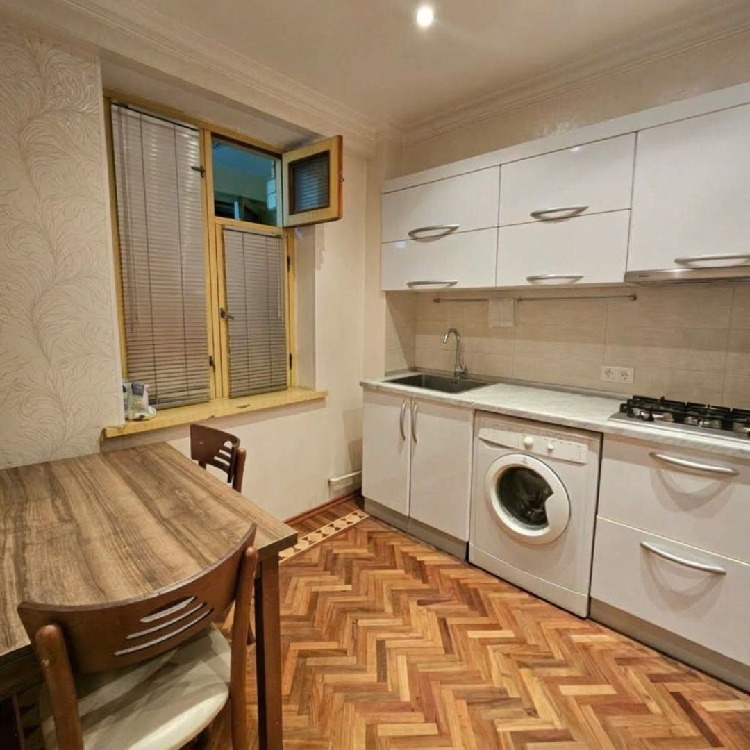 İcarəyə verilir 2 otaqlı köhnə tikili 70 m² — Mənzil, Bakı (4)