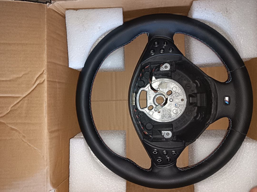 BMW sükanı — Ehtiyat hissələri və aksesuarlar, Bakı (2)