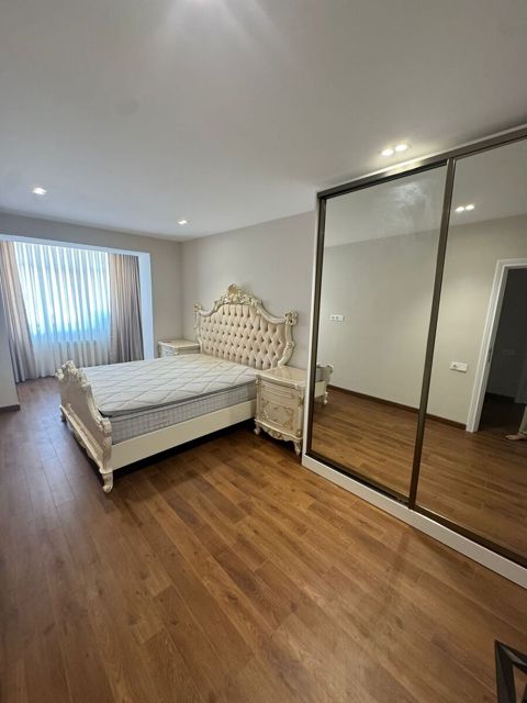 İcarəyə verilir 3 otaqlı köhnə tikili 90 m² — Bakı