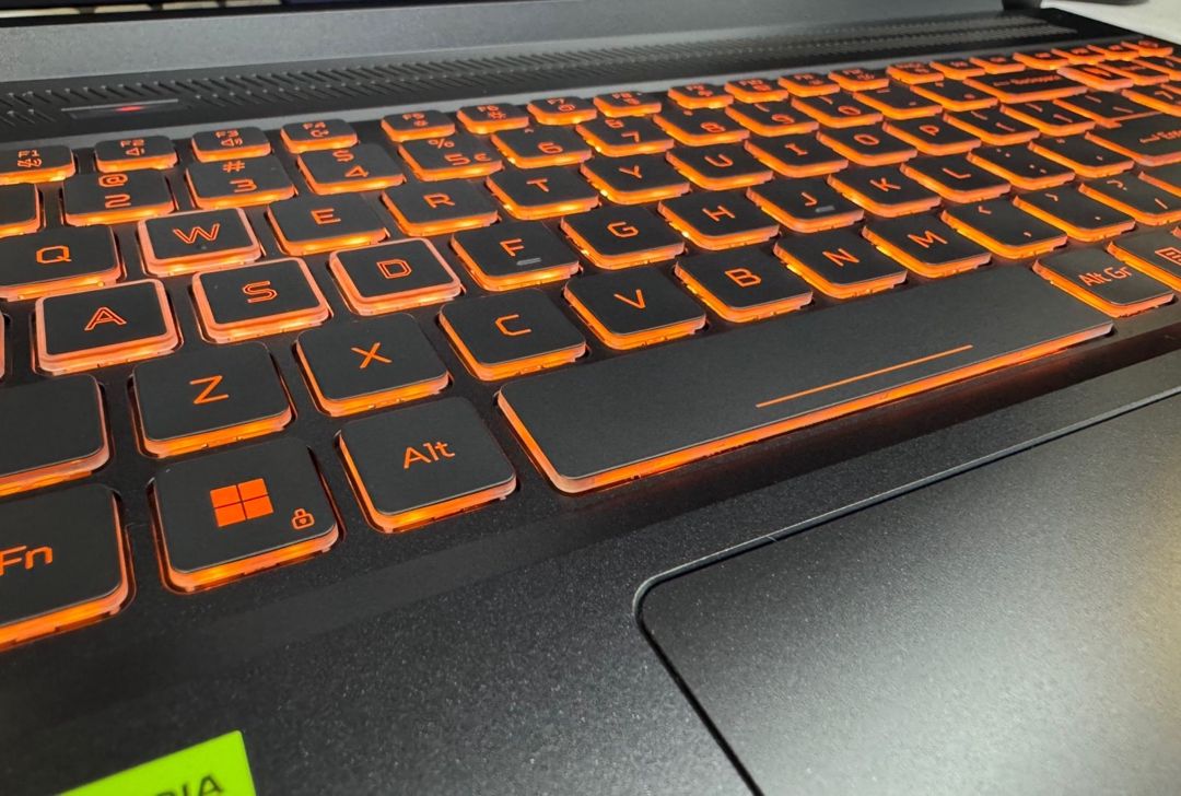 Acer Nitro V16 Aİ RTX 5050 — Noutbuklar, Bakı (2)